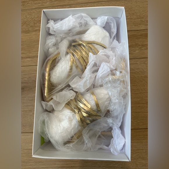 NWT Schutz Metallic Leather Sandal - Picture 4 of 11